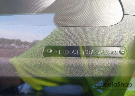 2008 Jeep Wrangler Unlimited X z USA, uszkodzony, nr VIN 1J8GA391X8L509606